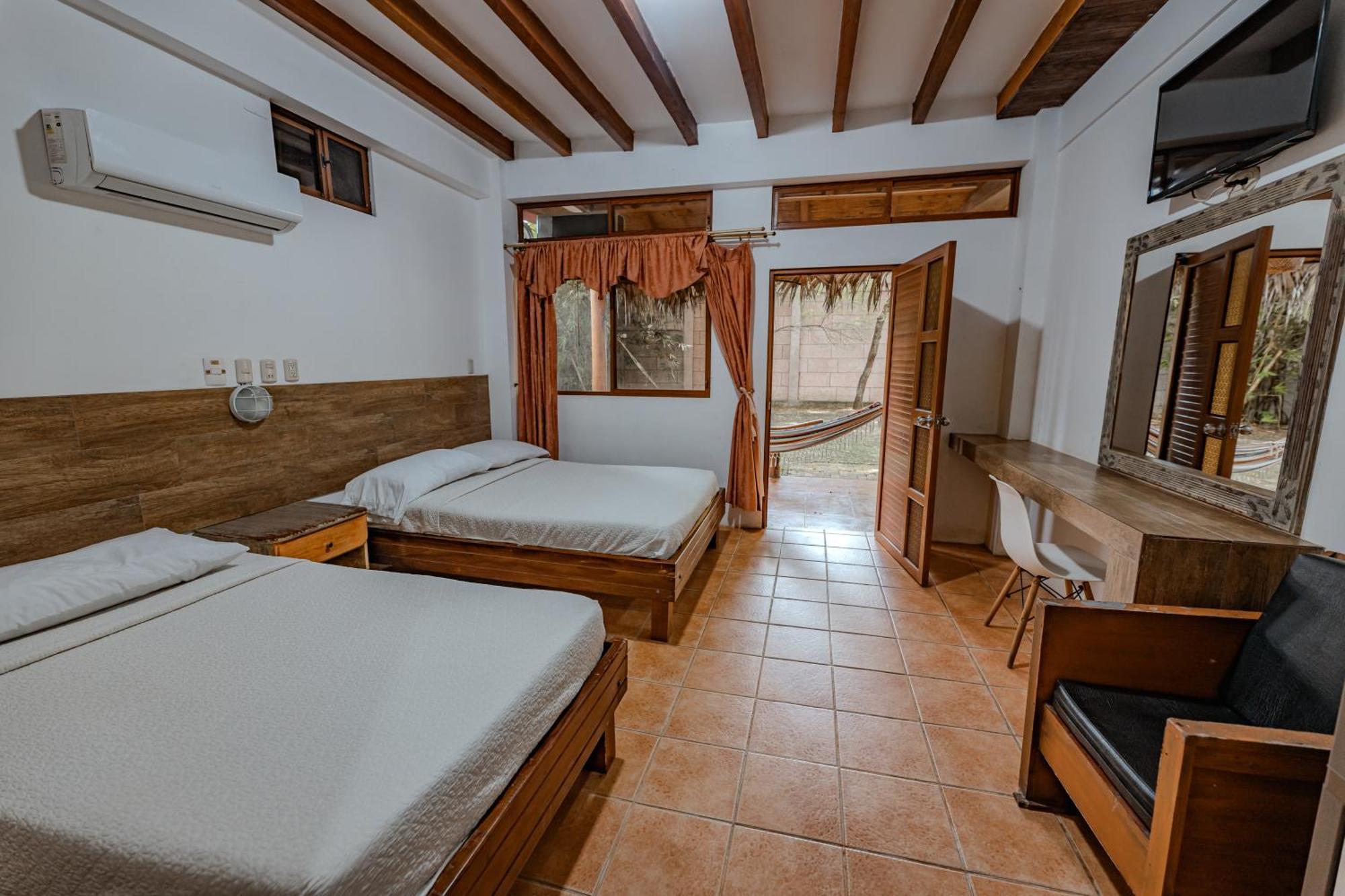 Hotel Nantu Hosteria Puerto López Eksteriør billede